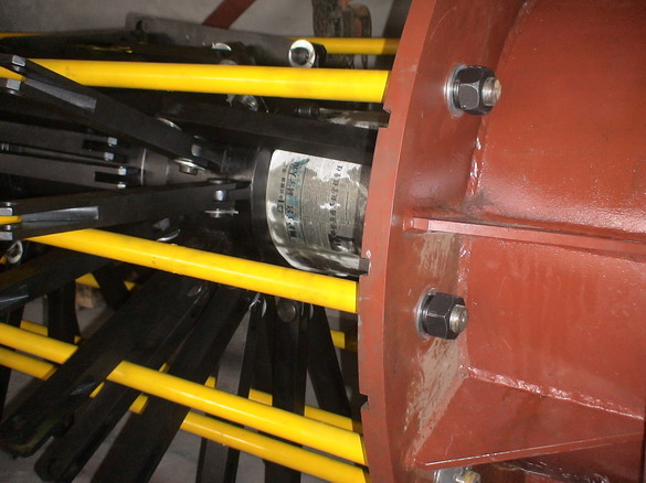 可调模芯轴结构